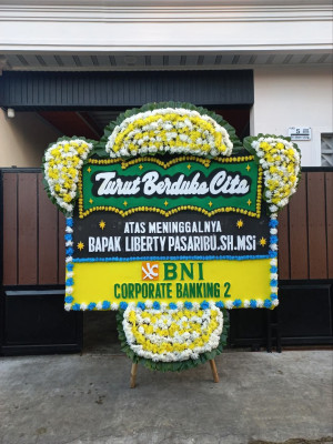 Papan Bunga Duka di Gesing