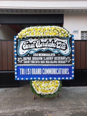 Papan Bunga Duka di Gesing